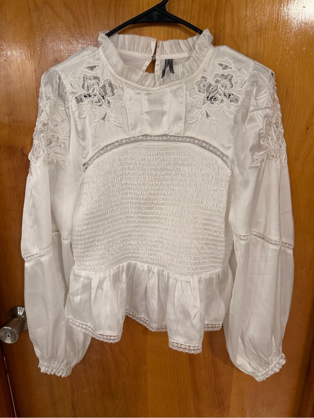 Anthropologie Long-Sleeve Smocked Blouse in White Size Medium - Picture 4 of 7